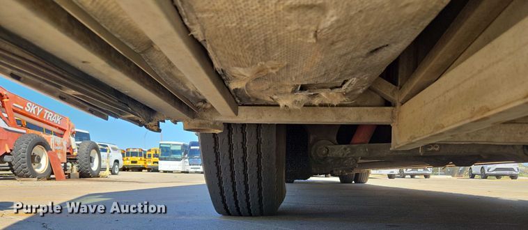 image for item EU3602 2005 Van Hool C2045 coach bus