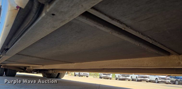 image for item EU3602 2005 Van Hool C2045 coach bus