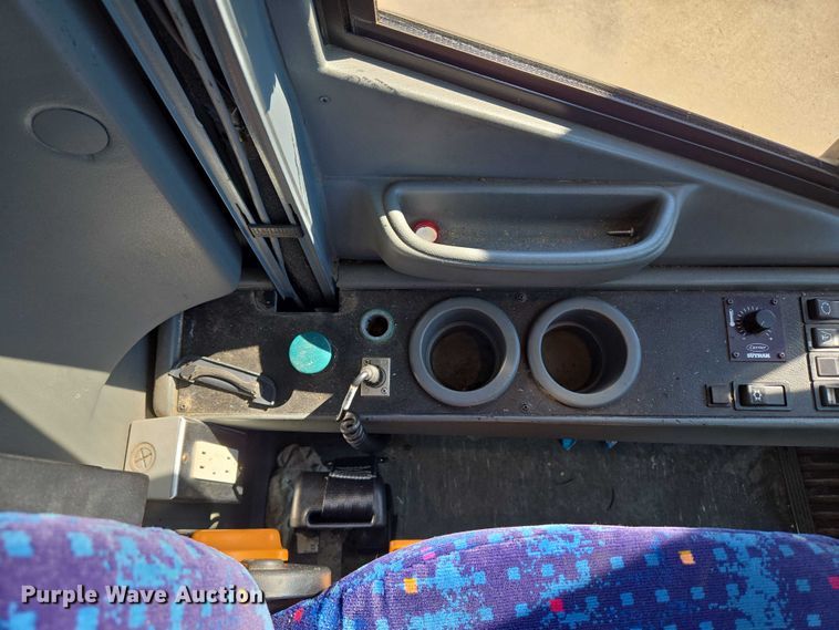 image for item EU3602 2005 Van Hool C2045 coach bus