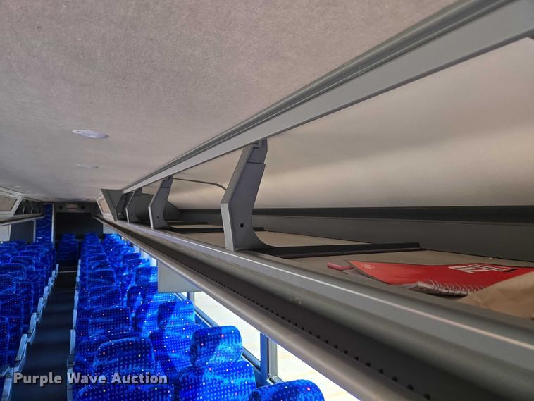 image for item EU3602 2005 Van Hool C2045 coach bus