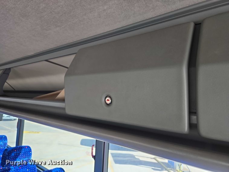 image for item EU3602 2005 Van Hool C2045 coach bus