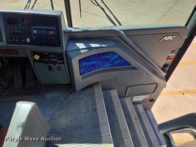 image for item EU3602 2005 Van Hool C2045 coach bus