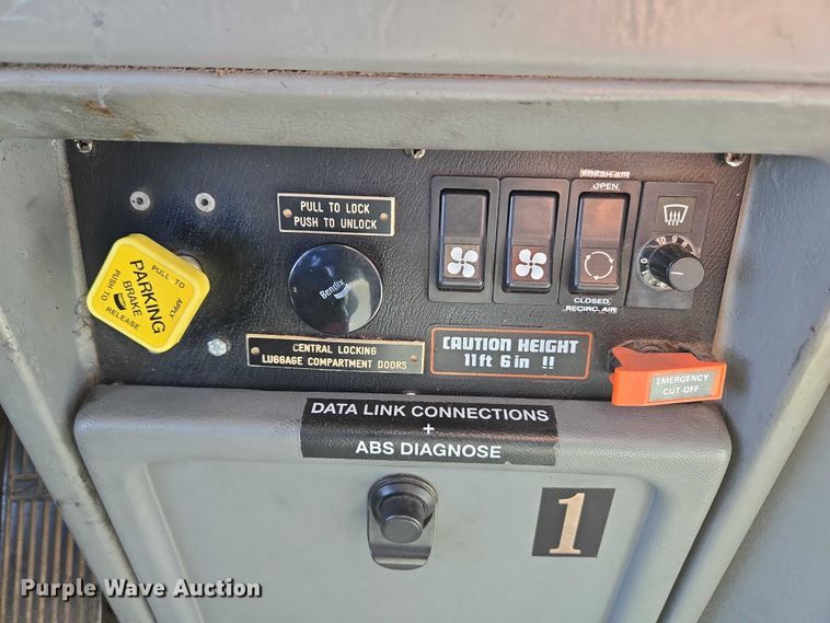 image for item EU3602 2005 Van Hool C2045 coach bus