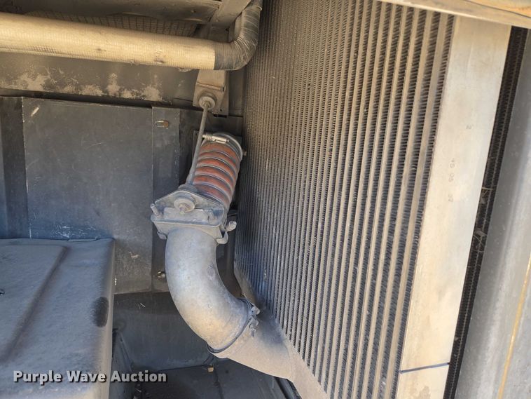 image for item EU3602 2005 Van Hool C2045 coach bus