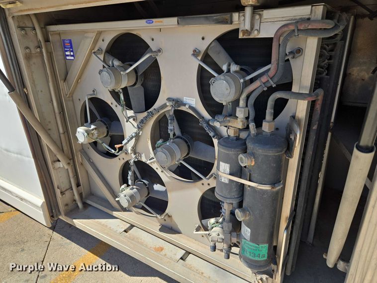 image for item EU3602 2005 Van Hool C2045 coach bus