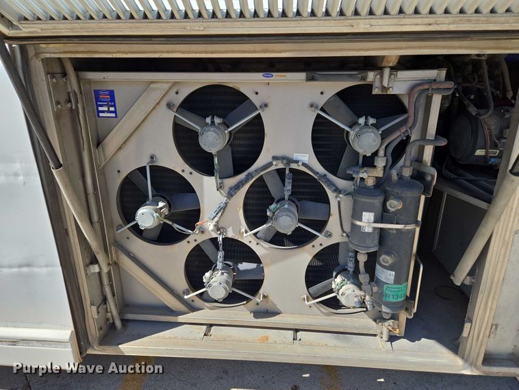 image for item EU3602 2005 Van Hool C2045 coach bus