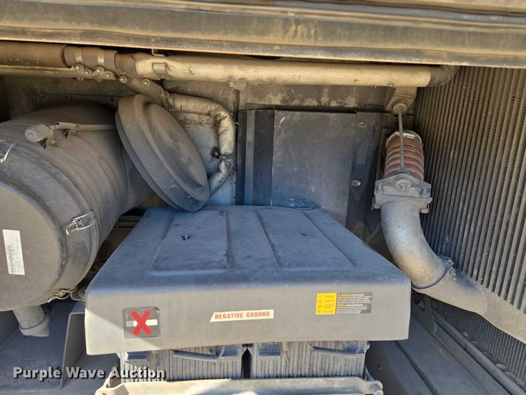 image for item EU3602 2005 Van Hool C2045 coach bus