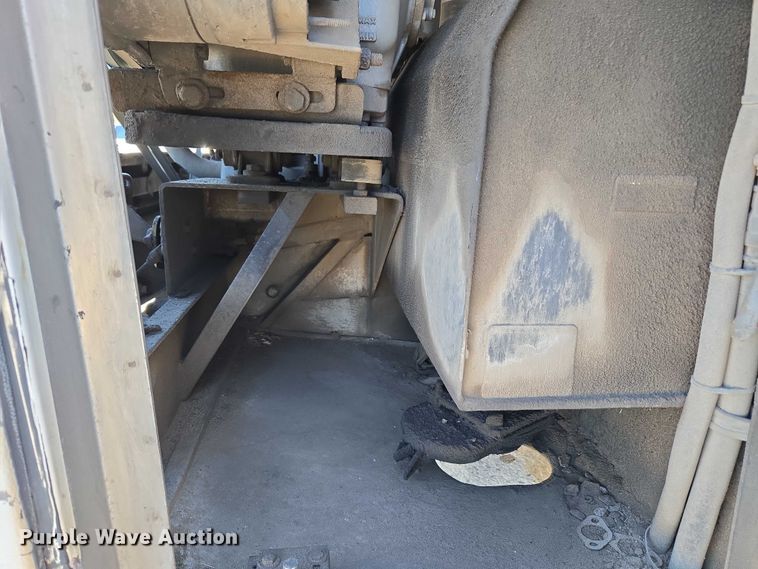 image for item EU3602 2005 Van Hool C2045 coach bus