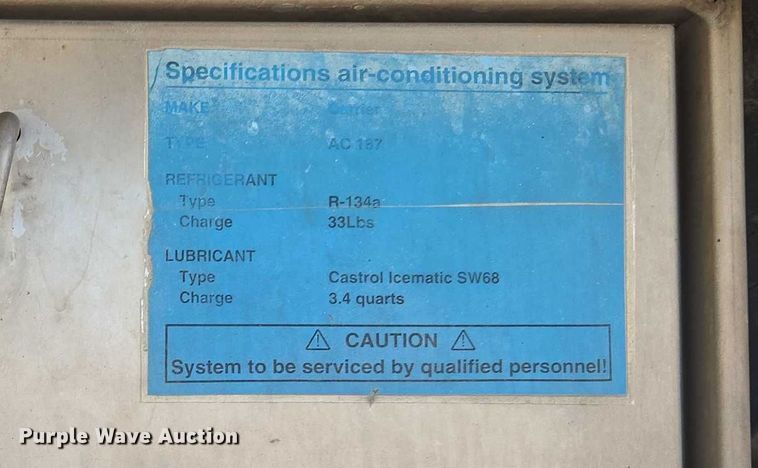 image for item EU3602 2005 Van Hool C2045 coach bus