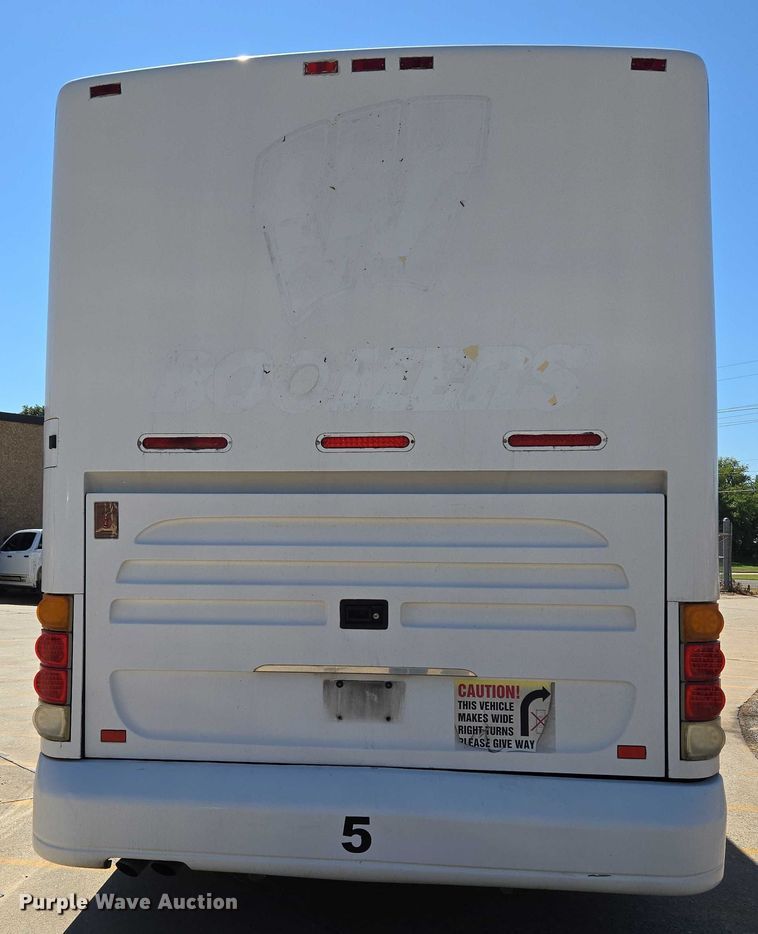 image for item EU3603 2005 Van Hool C2045 coach bus