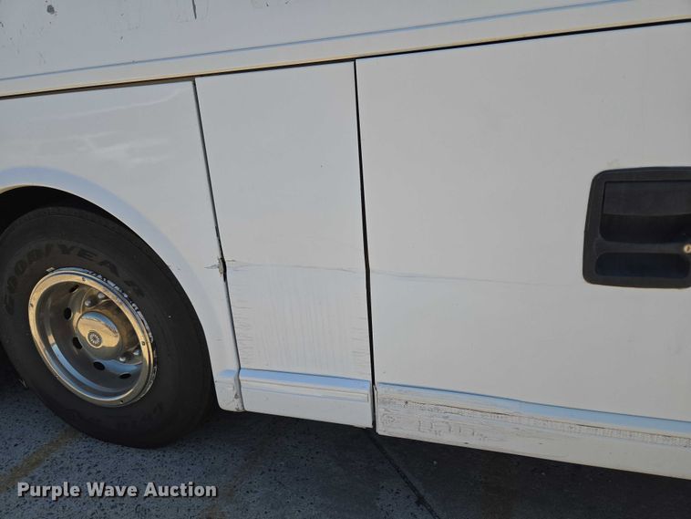 image for item EU3603 2005 Van Hool C2045 coach bus