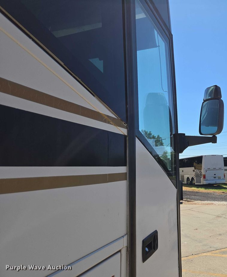 image for item EU3603 2005 Van Hool C2045 coach bus