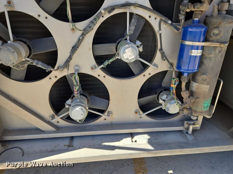 image for item EU3603 2005 Van Hool C2045 coach bus