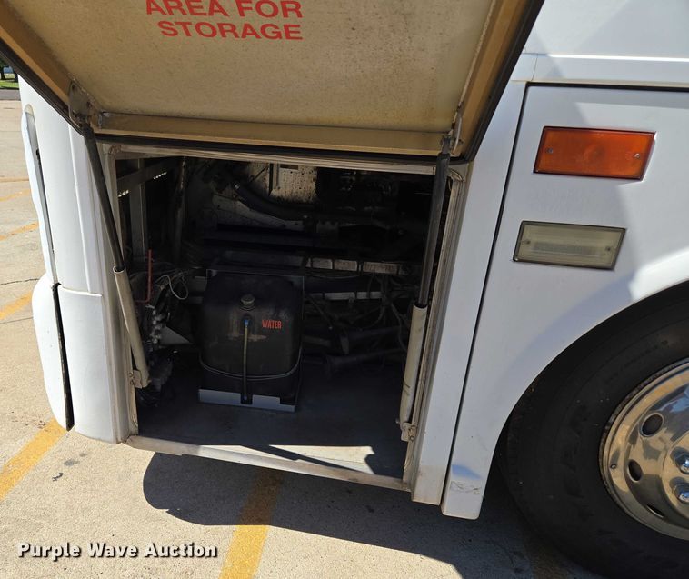 image for item EU3603 2005 Van Hool C2045 coach bus