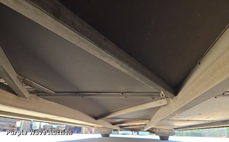 image for item EU3603 2005 Van Hool C2045 coach bus