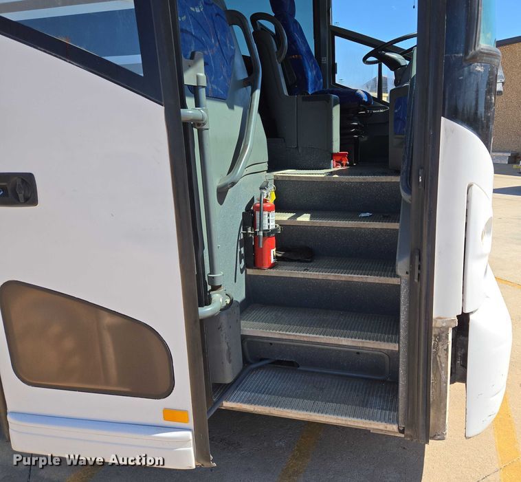 image for item EU3603 2005 Van Hool C2045 coach bus