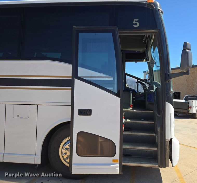 image for item EU3603 2005 Van Hool C2045 coach bus