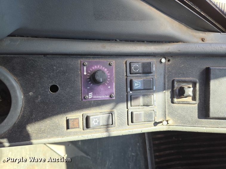 image for item EU3603 2005 Van Hool C2045 coach bus