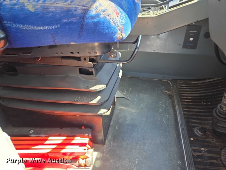 image for item EU3603 2005 Van Hool C2045 coach bus