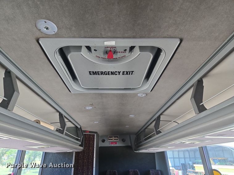 image for item EU3603 2005 Van Hool C2045 coach bus