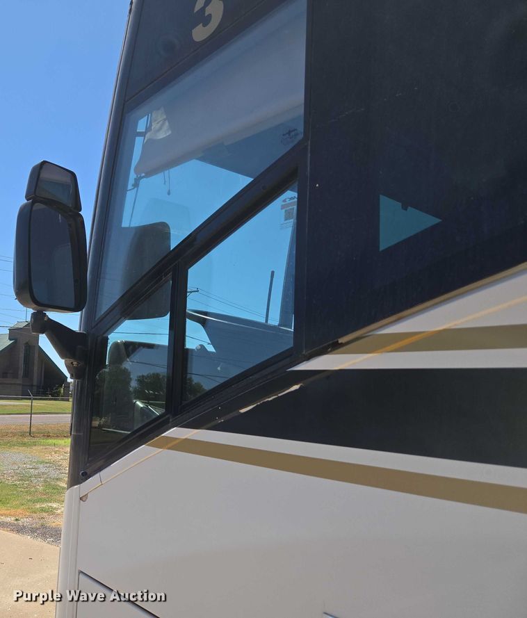 image for item EU3604 2005 Van Hool C2045 coach bus