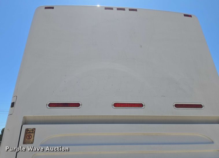 image for item EU3604 2005 Van Hool C2045 coach bus