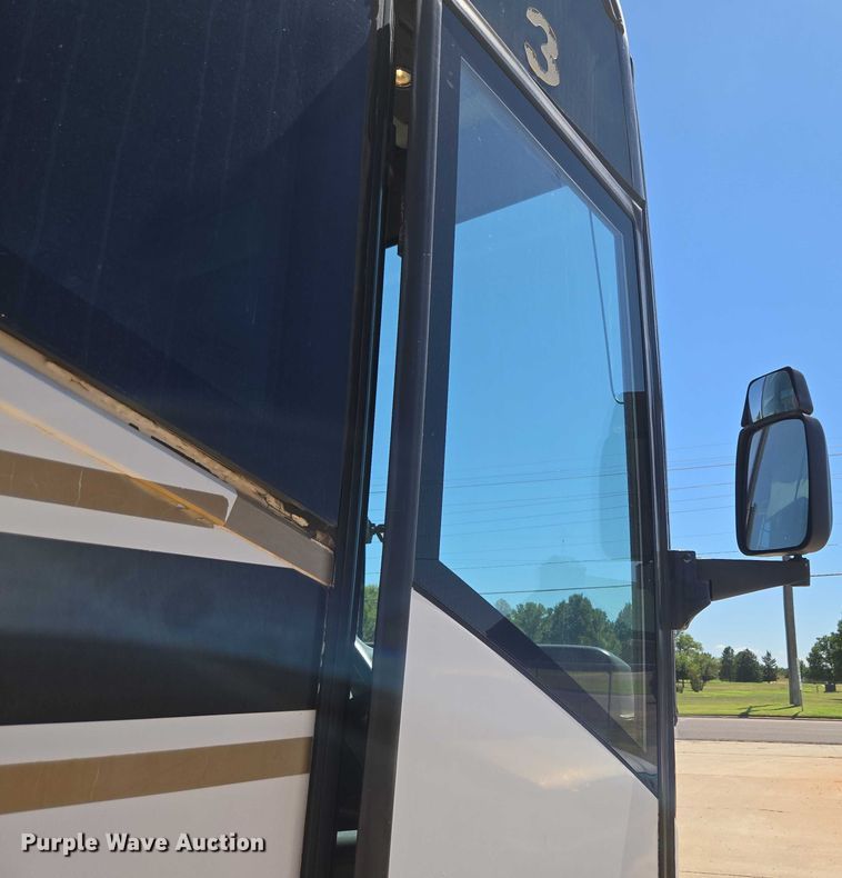 image for item EU3604 2005 Van Hool C2045 coach bus