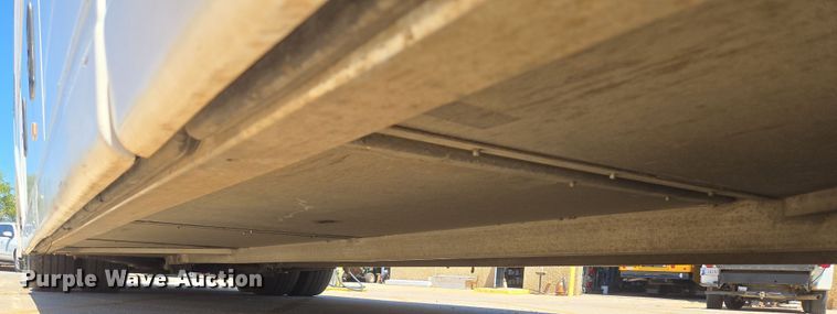 image for item EU3604 2005 Van Hool C2045 coach bus