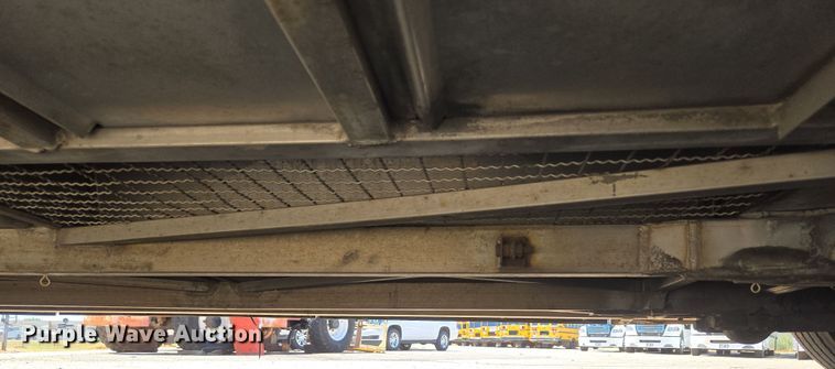 image for item EU3604 2005 Van Hool C2045 coach bus