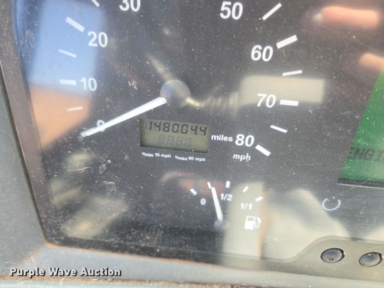 image for item EU3604 2005 Van Hool C2045 coach bus