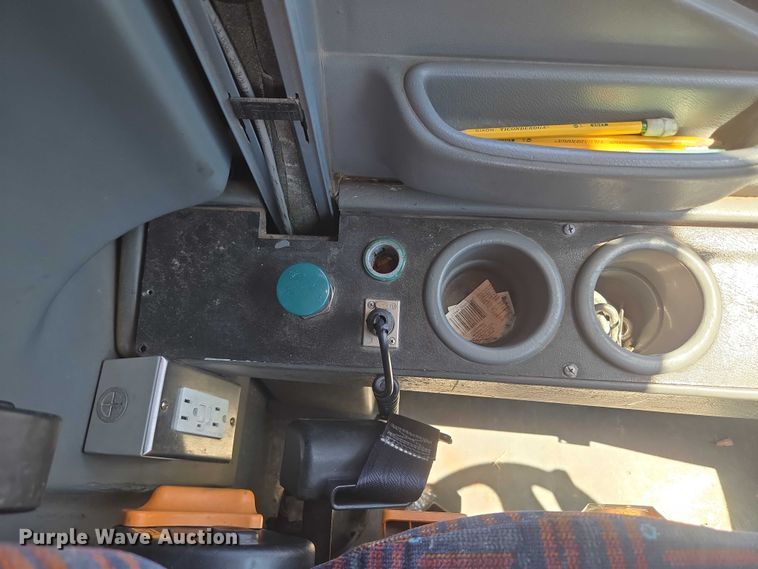 image for item EU3604 2005 Van Hool C2045 coach bus