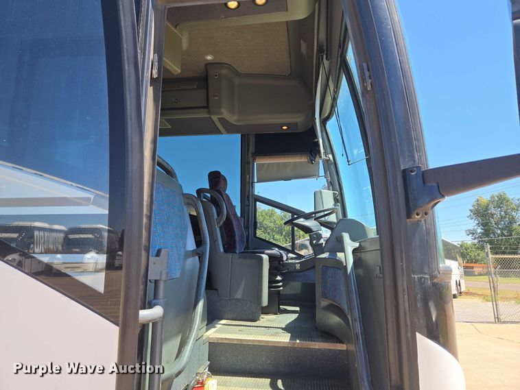 image for item EU3604 2005 Van Hool C2045 coach bus