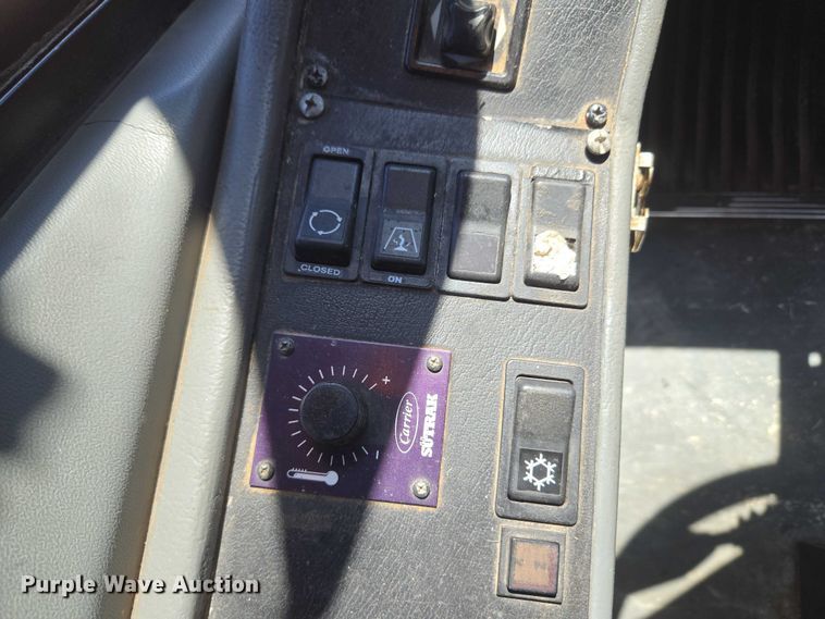 image for item EU3604 2005 Van Hool C2045 coach bus