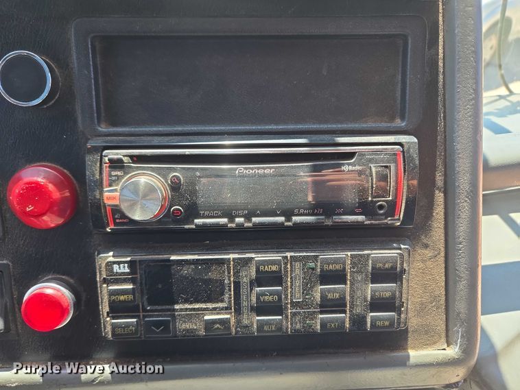 image for item EU3604 2005 Van Hool C2045 coach bus