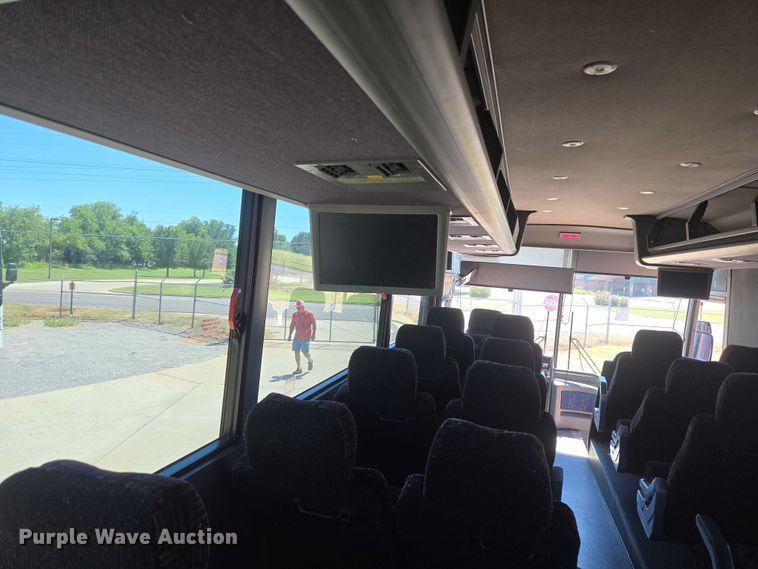 image for item EU3604 2005 Van Hool C2045 coach bus