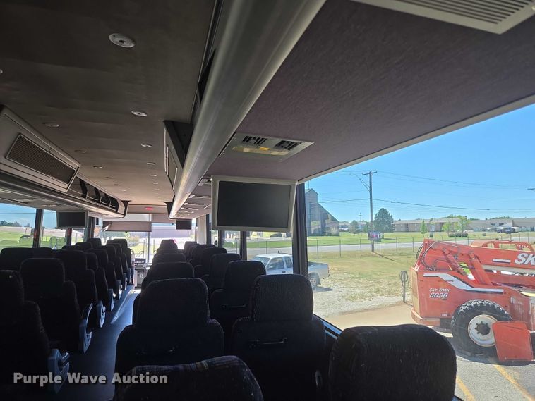 image for item EU3604 2005 Van Hool C2045 coach bus