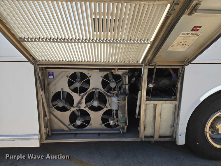 image for item EU3604 2005 Van Hool C2045 coach bus