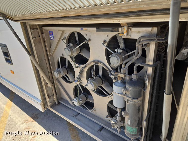 image for item EU3604 2005 Van Hool C2045 coach bus