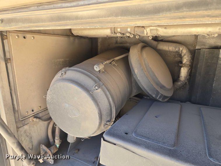 image for item EU3604 2005 Van Hool C2045 coach bus