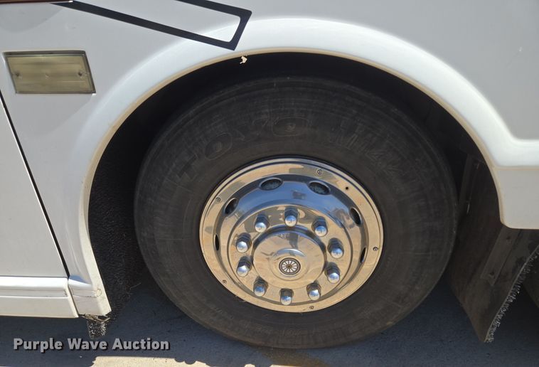 image for item EU3604 2005 Van Hool C2045 coach bus