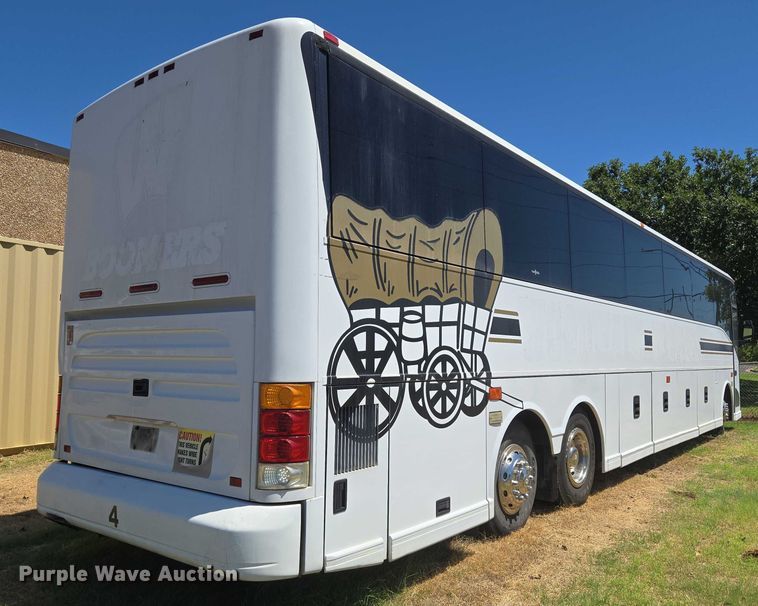 image for item EU3605 2005 Van Hool C2045 coach bus