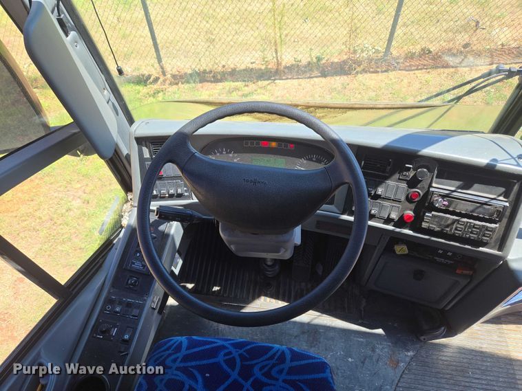 image for item EU3605 2005 Van Hool C2045 coach bus