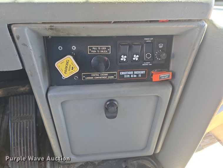 image for item EU3605 2005 Van Hool C2045 coach bus