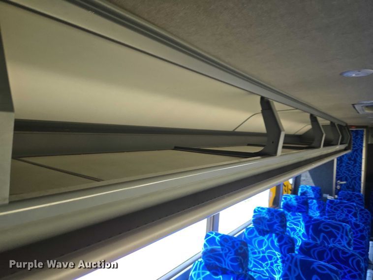 image for item EU3605 2005 Van Hool C2045 coach bus