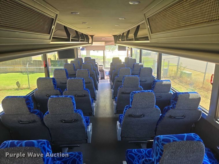 image for item EU3605 2005 Van Hool C2045 coach bus