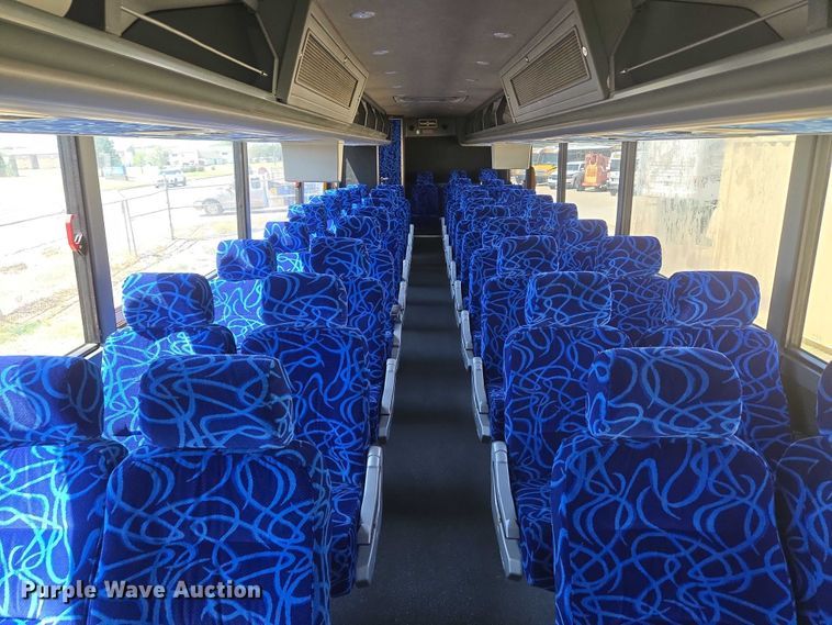 image for item EU3605 2005 Van Hool C2045 coach bus