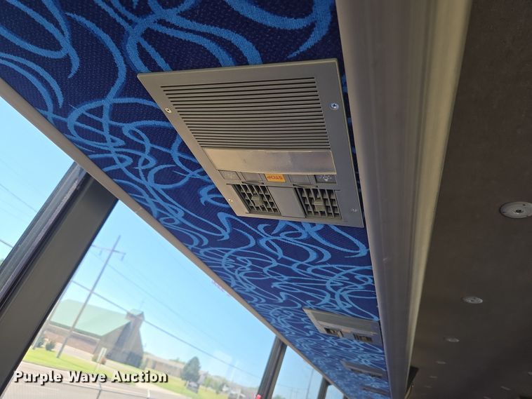 image for item EU3605 2005 Van Hool C2045 coach bus