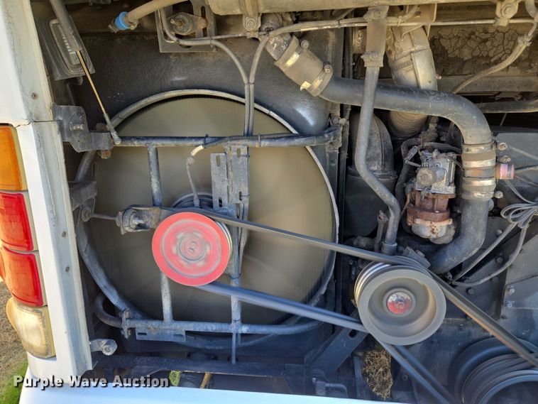 image for item EU3605 2005 Van Hool C2045 coach bus