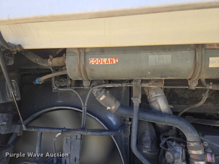 image for item EU3605 2005 Van Hool C2045 coach bus