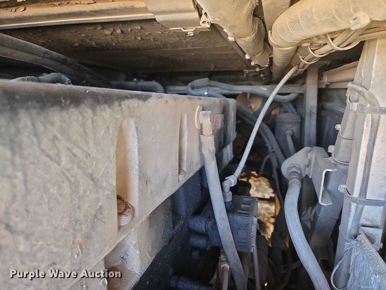 image for item EU3605 2005 Van Hool C2045 coach bus